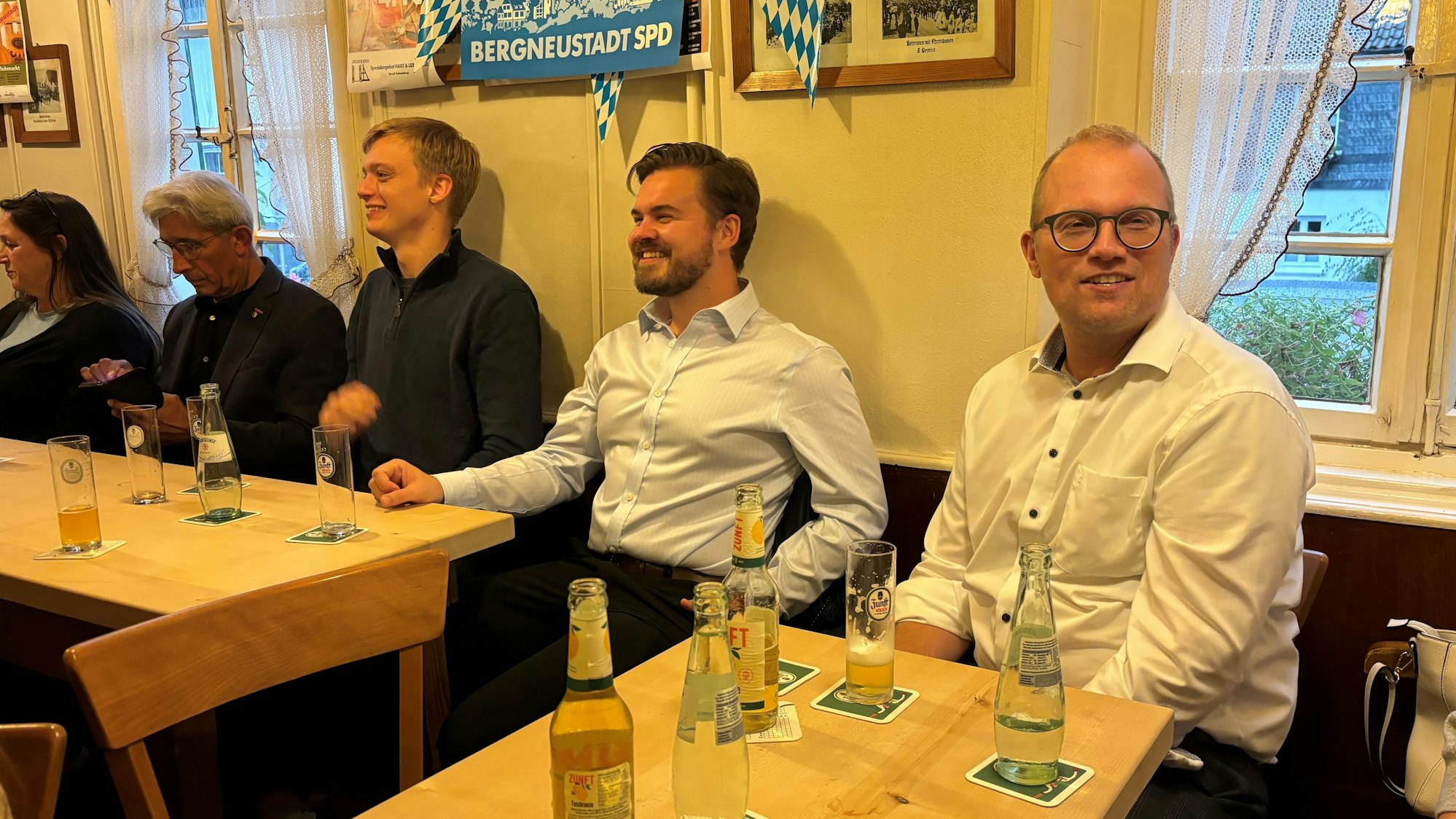 Jochen Ott beim Kneipentalk in der Gaststätte „Jägerhof“