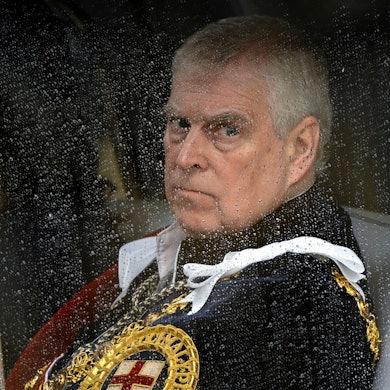 Prinz Andrew, Duke of York, verlässt Westminster Abbey nach der Krönungszeremonie des britischen Königs Charles und der Königin Camilla. ers/dpa +++ dpa-Bildfunk +++