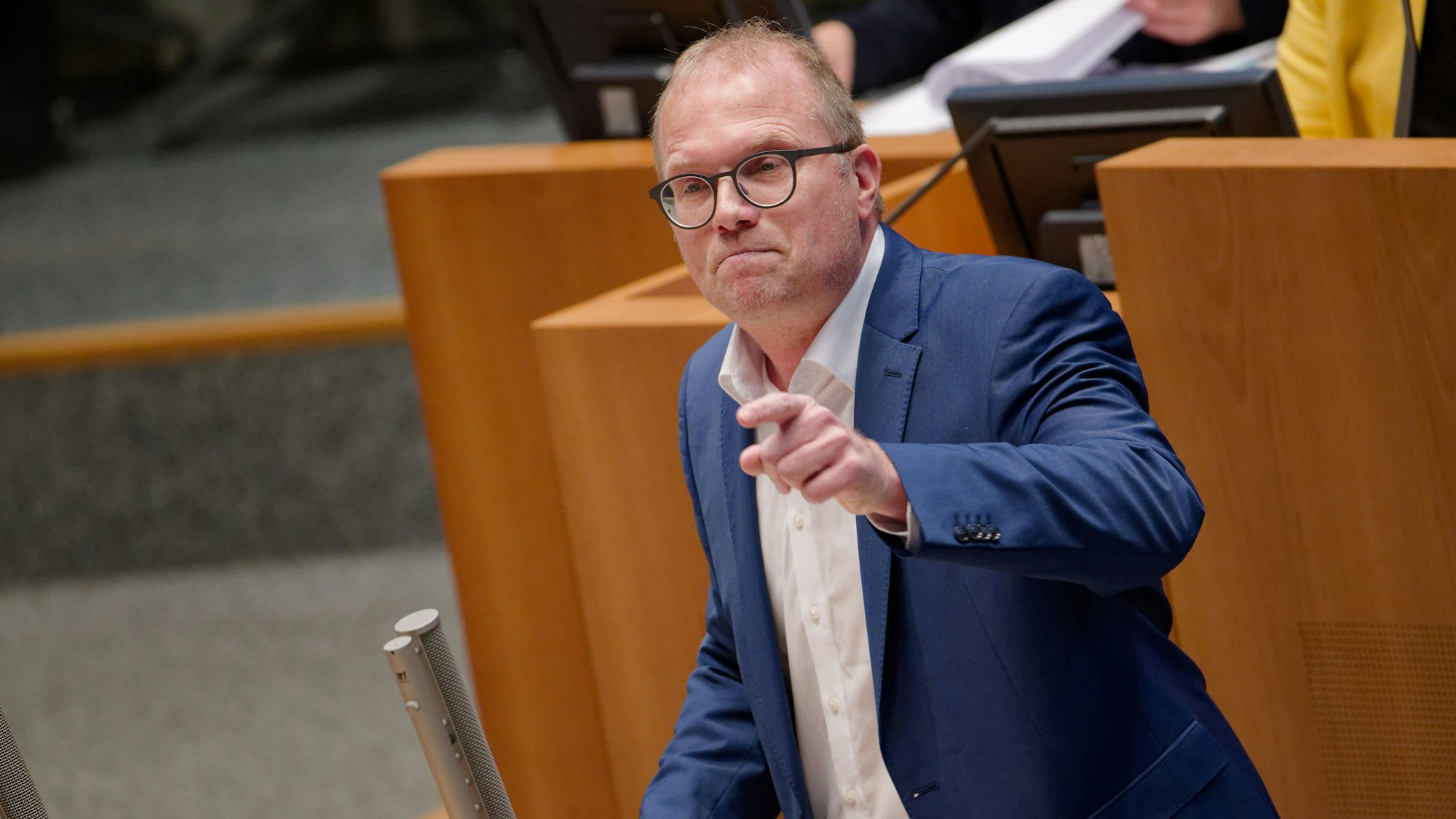 Jochen Ott, Fraktionsvorsitzender der SPD Nordrhein-Westfalen, spricht bei der Plenarsitzung des Landtags von Nordrhein-Westfalen. .