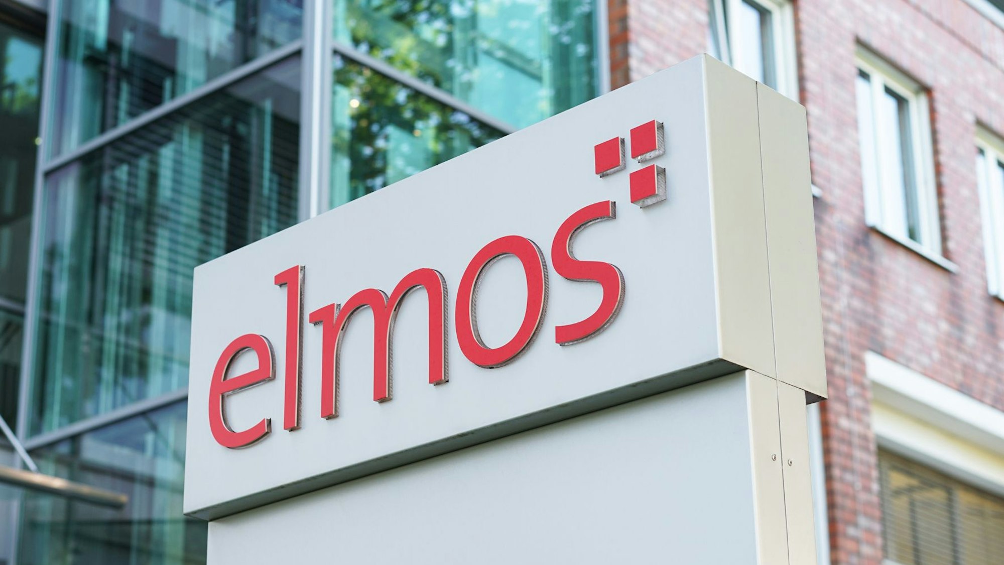 Die Firma Elmos verlegt ihren Firmensitz nach Leverkusen in die Bahnstadt.