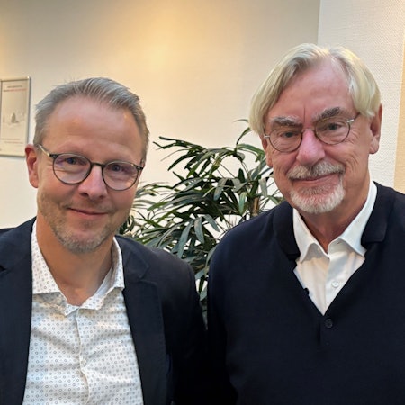 Der Noweda-Niederlassungsleiter Frechen, Ingo Arlinghaus (l.), hat den ehrenamtlichen Vorsitz der Interessenvereinigung Frechener Unternehmen (IFU) von Prof.Jürgen Höser übernommen.