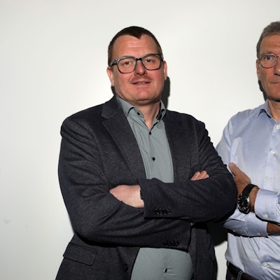 Der Suchtforscher Daniel Deimel und Thomas Kleefuß von der IG Neumarkt streiten über Lösungen für die Drogenszene am Neumarkt.