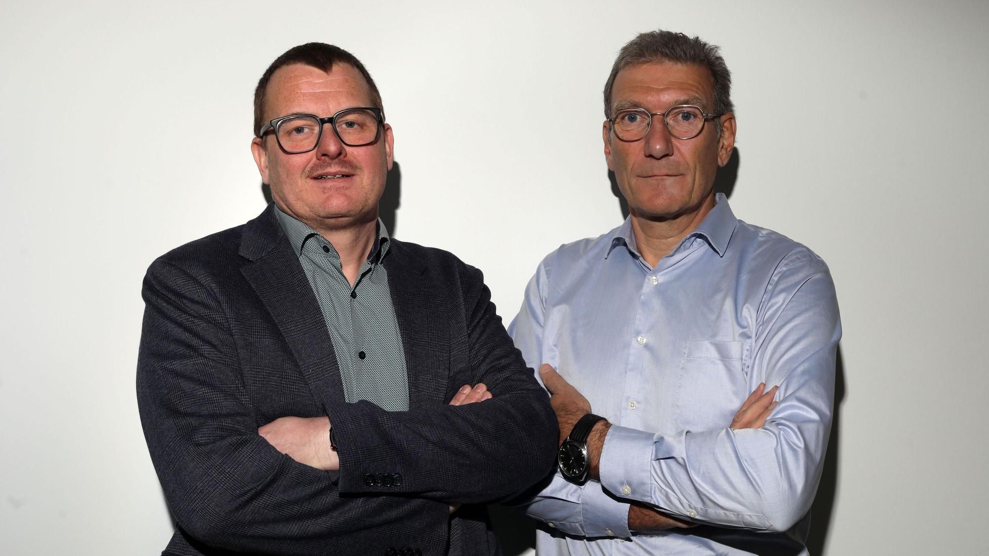 Der Suchtforscher Daniel Deimel und Thomas Kleefuß von der IG Neumarkt streiten über Lösungen für die Drogenszene am Neumarkt.