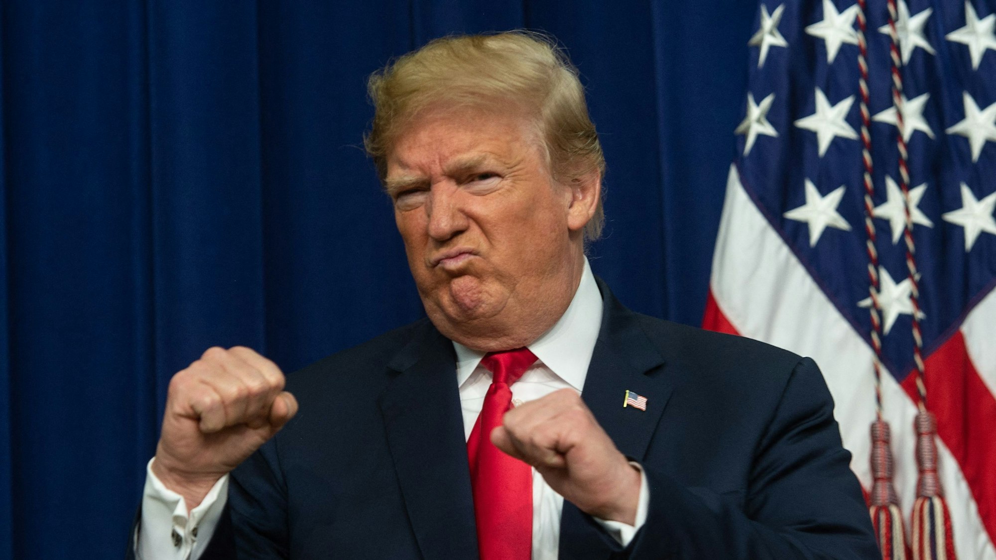 Donald Trump hat veranlasst, dass die Republikaner gegen einen Gesetzesentwurf stimmen. (Archivbild)