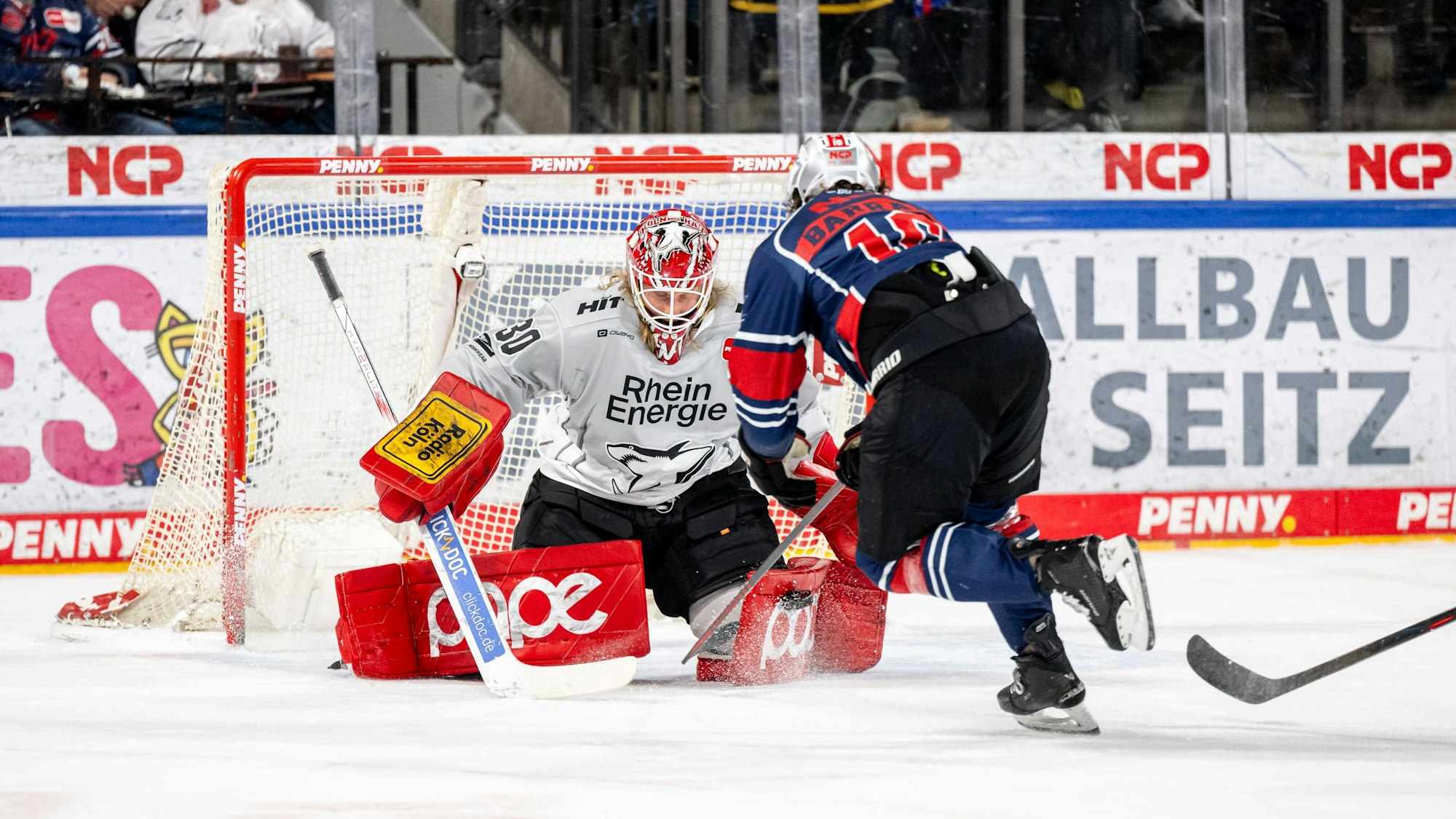 Dank Torhüter Mirko Pantkowski hielt der Vorsprung der KÖlner Haie gegen Nürnberg immerhin bis zur 59. Minute.