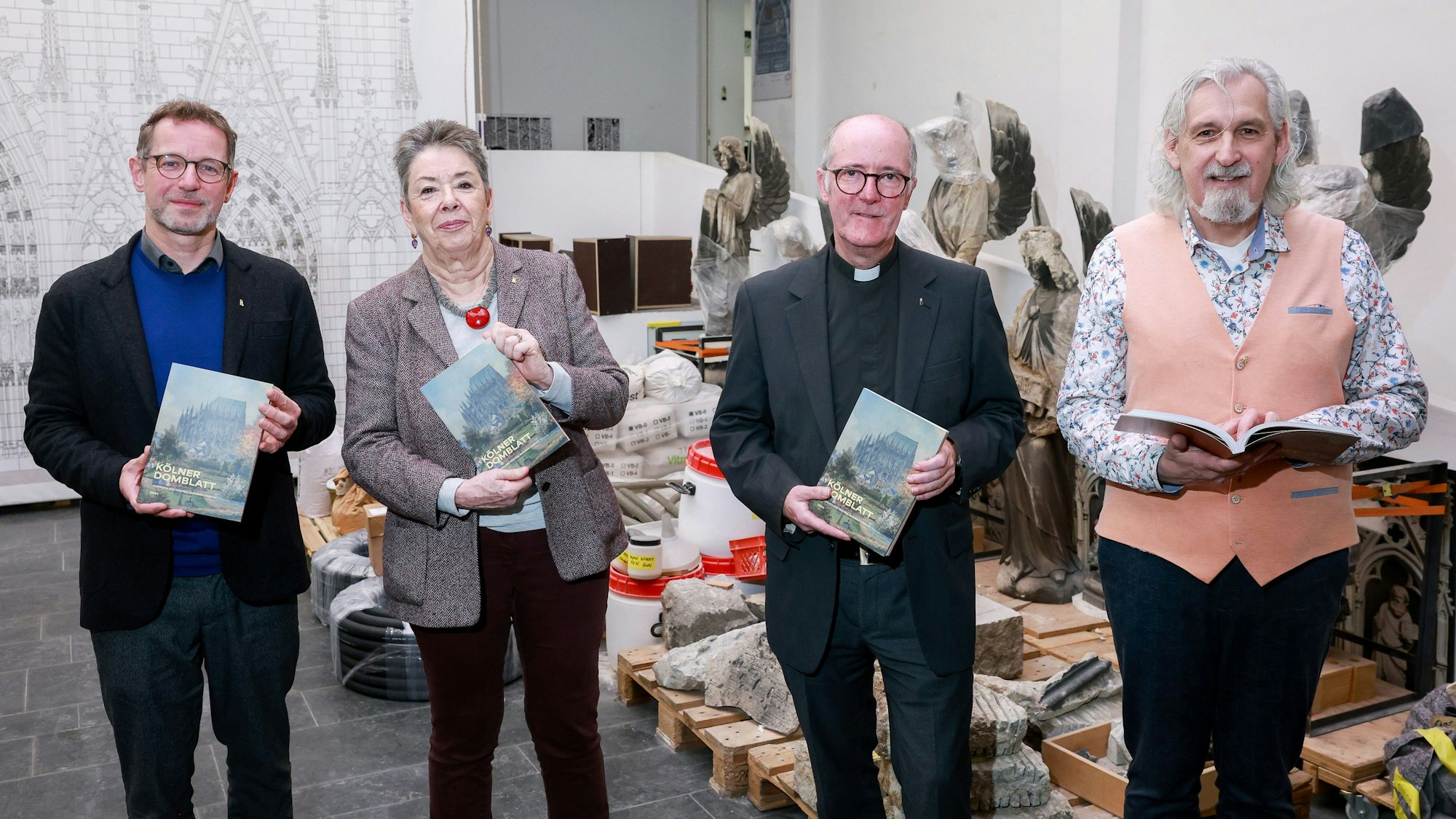 Pressekonferenz zum Erscheinen des Jahrbuchs 2024 des Zentral-Dombau-Vereins (ZDV). Im Bild v.l.n.r. Peter Füssenich, Barbara Schock-Werner Guido Assmann und Klaus Hardering.