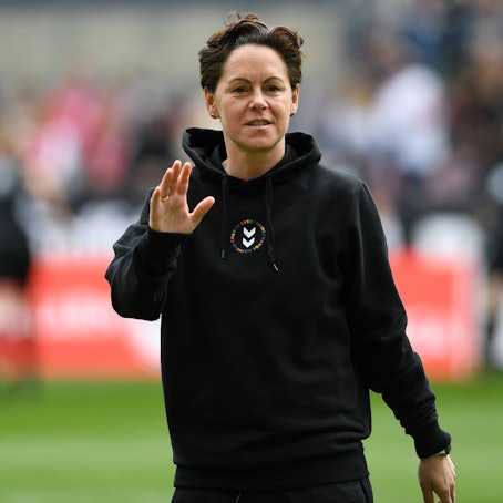 23.04.2023, Cologne, Germany, Rhein-Energie-Stadium, 1. FC Koeln vs Eintracht Frankfurt - Frauen Bundesliga, Trainer Nicole Bender-Rummler 1. FC Koeln gestikuliert, gestik Foto Ralf Treese, Ralf Treese DFB / DFL REGULATIONS PROHIBIT ANY USE OF PHOTOGRAPHS AS IMAGE SEQUENCES AND/OR QUASI-VIDEO. Cologne Rhein-Energie-Stadium North Rhine-Westphalia Germany *** 23 04 2023, Cologne, Germany, Rhein Energie Stadium, 1 FC Koeln vs Eintracht Frankfurt Frauen Bundesliga, coach Nicole Bender Rummler 1 FC Koeln gestures, gestures photo Ralf Treese, Ralf Treese DFB DFL REGULATIONS PROHIBIT ANY USE OF PHOTOGRAPHS AS IMAGE SEQUENCES AND OR QUASI VIDEO Cologne Rhein Energie Stadium North Rhine Westphalia Germany PUBLICATIONxINxGERxSUIxAUTxONLY / 521_KOESGE20230423_042 / Treese-521