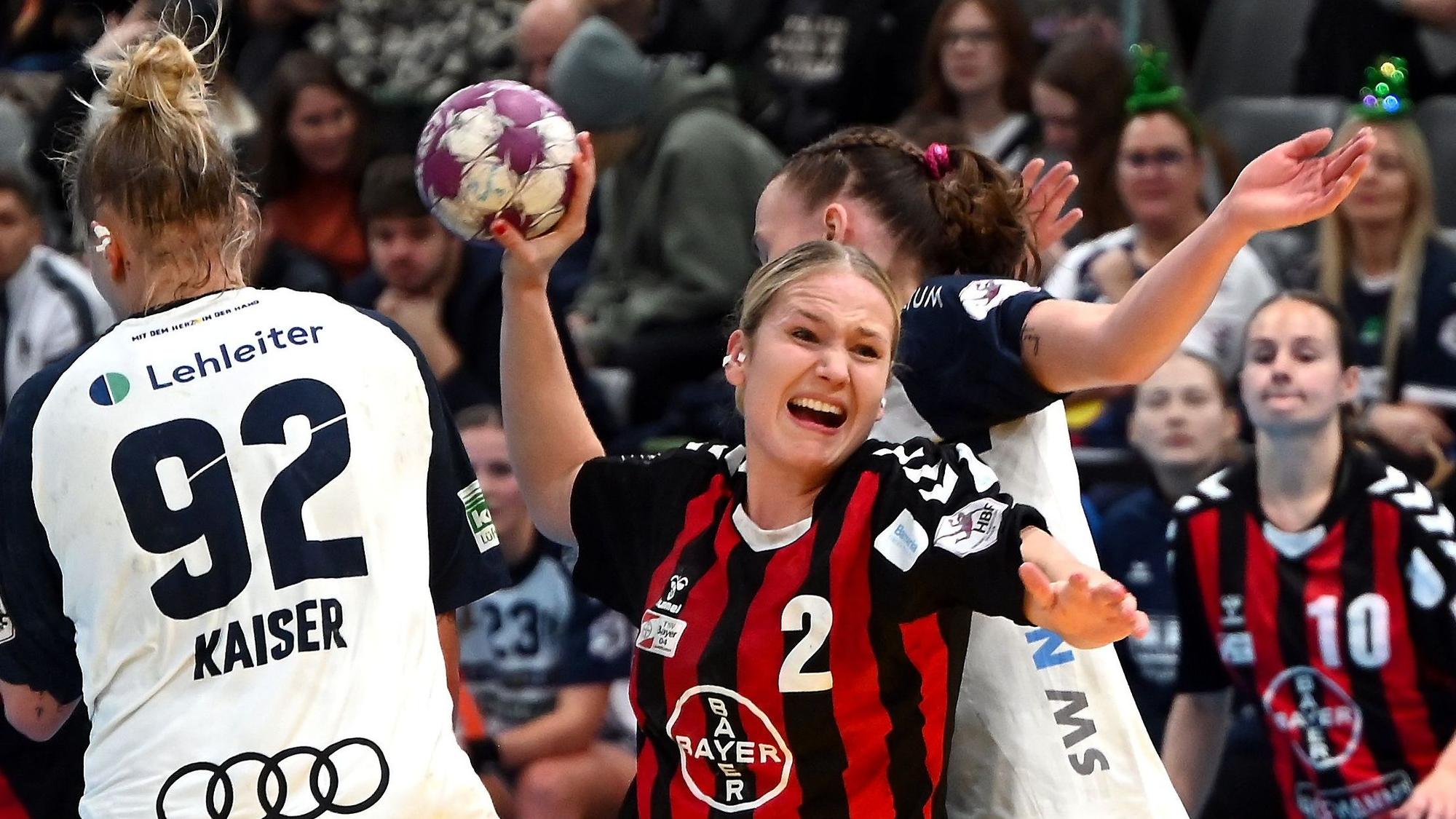 22.12.2024, Handball-Bayer-Neckarsulm
mitte: Annika Ingenpaß (Bayer)
Foto: Uli Herhaus