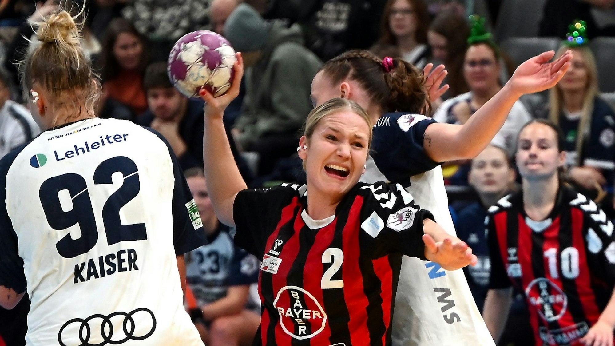 22.12.2024, Handball-Bayer-Neckarsulm
mitte: Annika Ingenpaß (Bayer)
Foto: Uli Herhaus