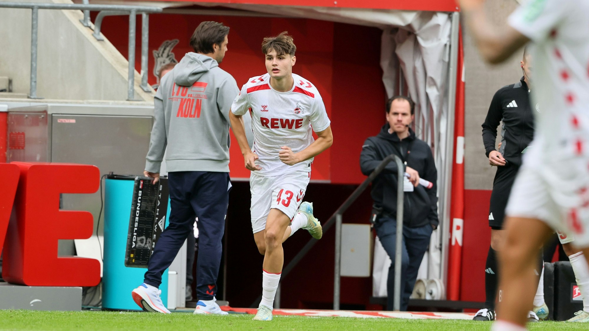 1. FC Köln vs. Karlsruher SC, 7. Spieltag, 29.09.2024, 13.30 Uhr, Jaka Cuber Potocnik (1. FC Köln), Bild: Herbert Bucco