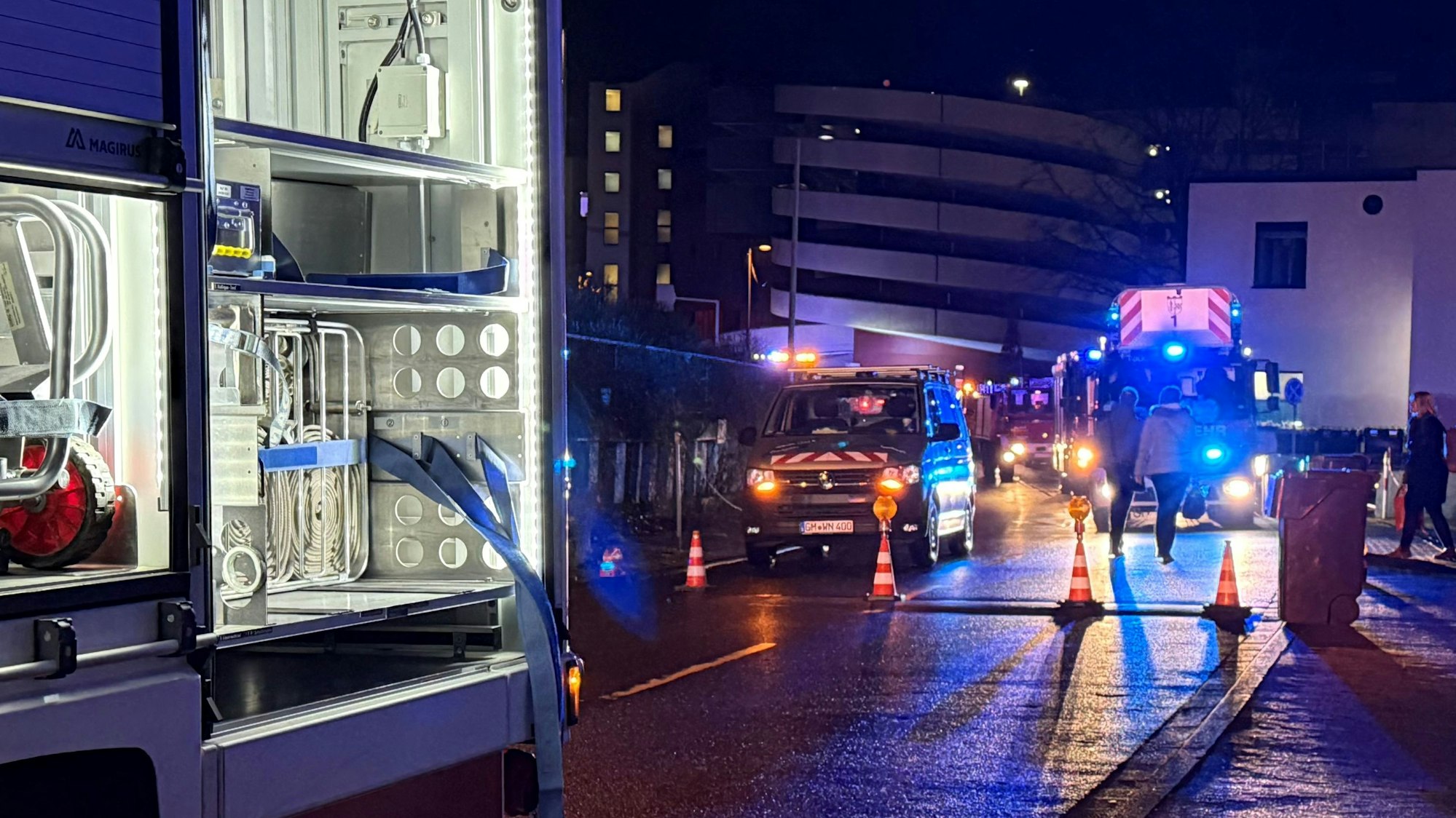 Die Andienungsstraße ist gesperrt.