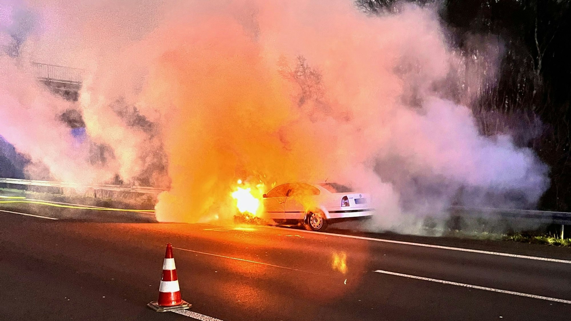 Feuerwehreinsatz auf der A3 bei Lohmar am 25.12.2024