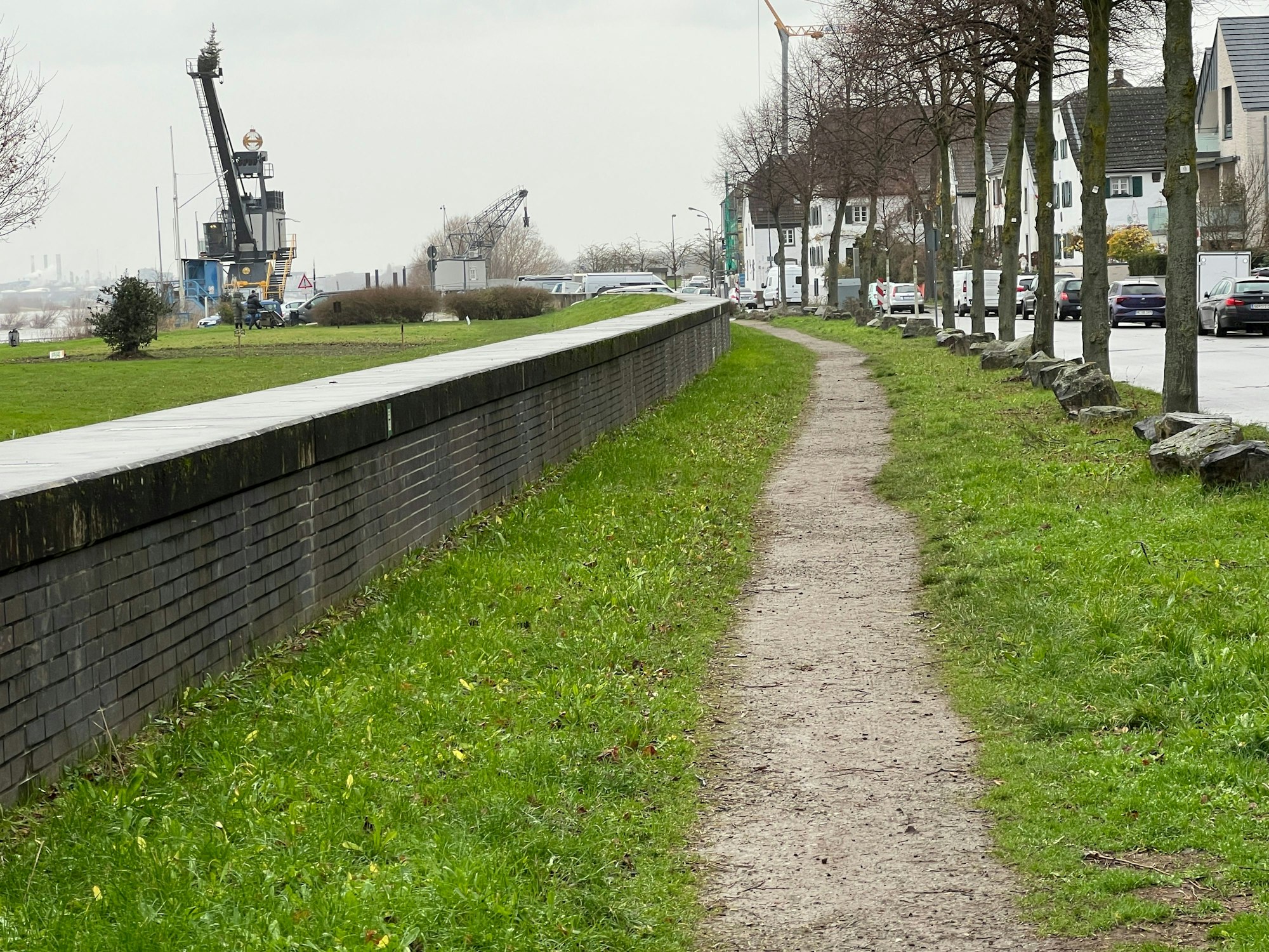 Rheinstraße in Leverkusen-Hitdorf