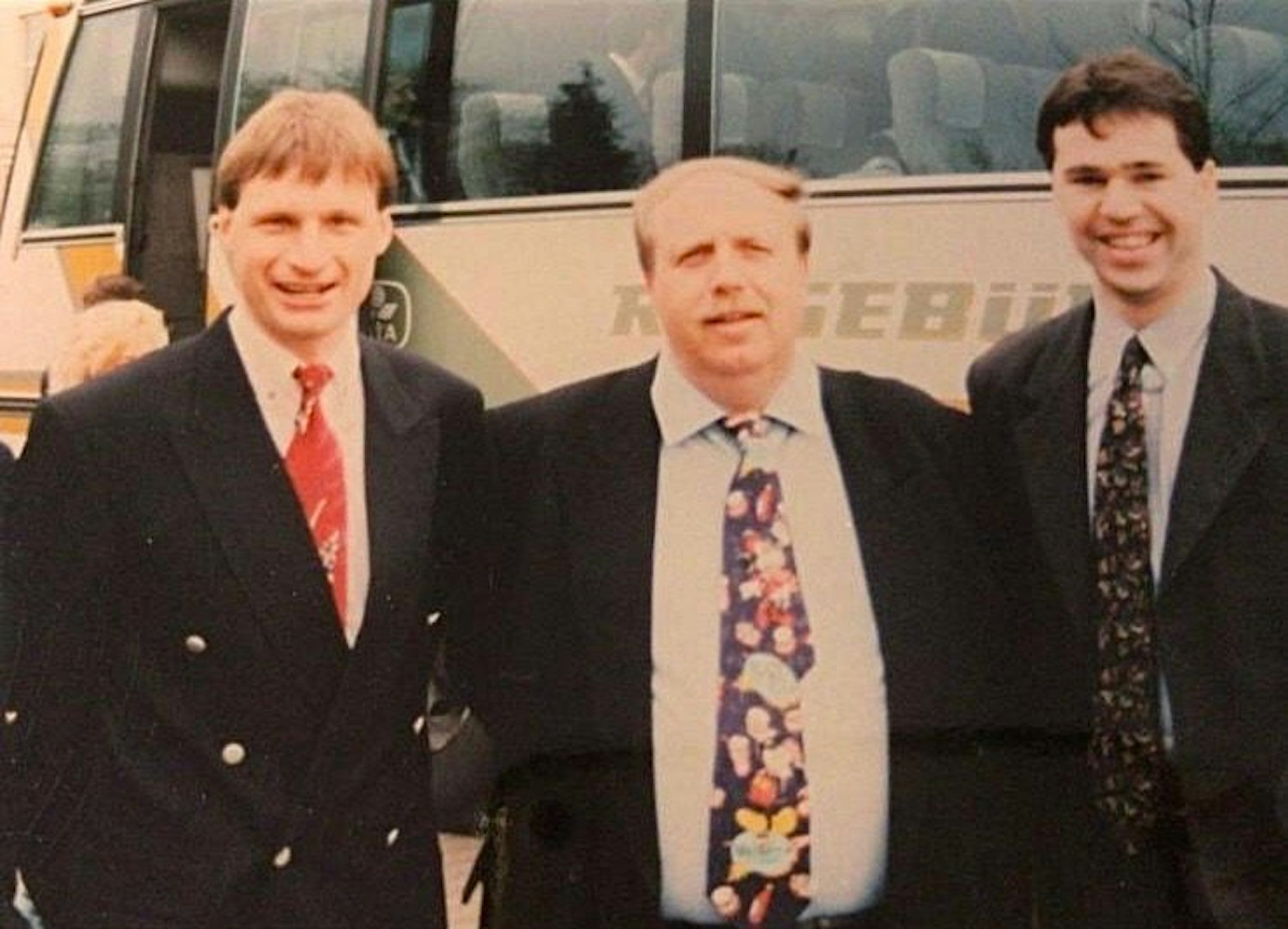 Junge Manager: Michael Reschke (l.) und Andreas Rettig (r.) Mitte/Ende der 90er-Jahre zusammen bei Bayer 04 Leverkusen mit Reiner Calmund