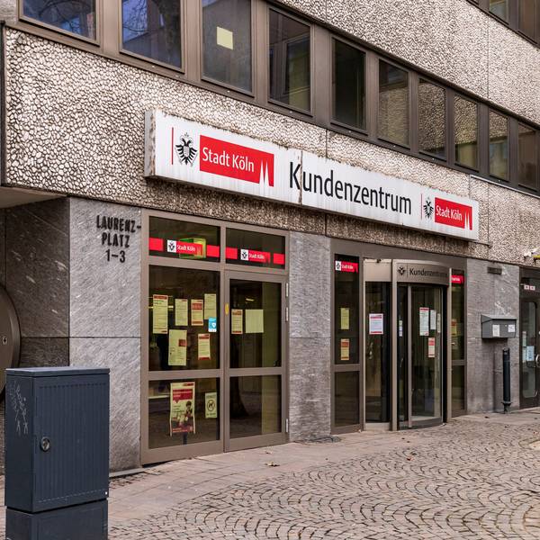 Das Kundenzentrum der Stadt Köln auf dem Laurenzplatz in der Kölner Innenstadt. (Archivbild)