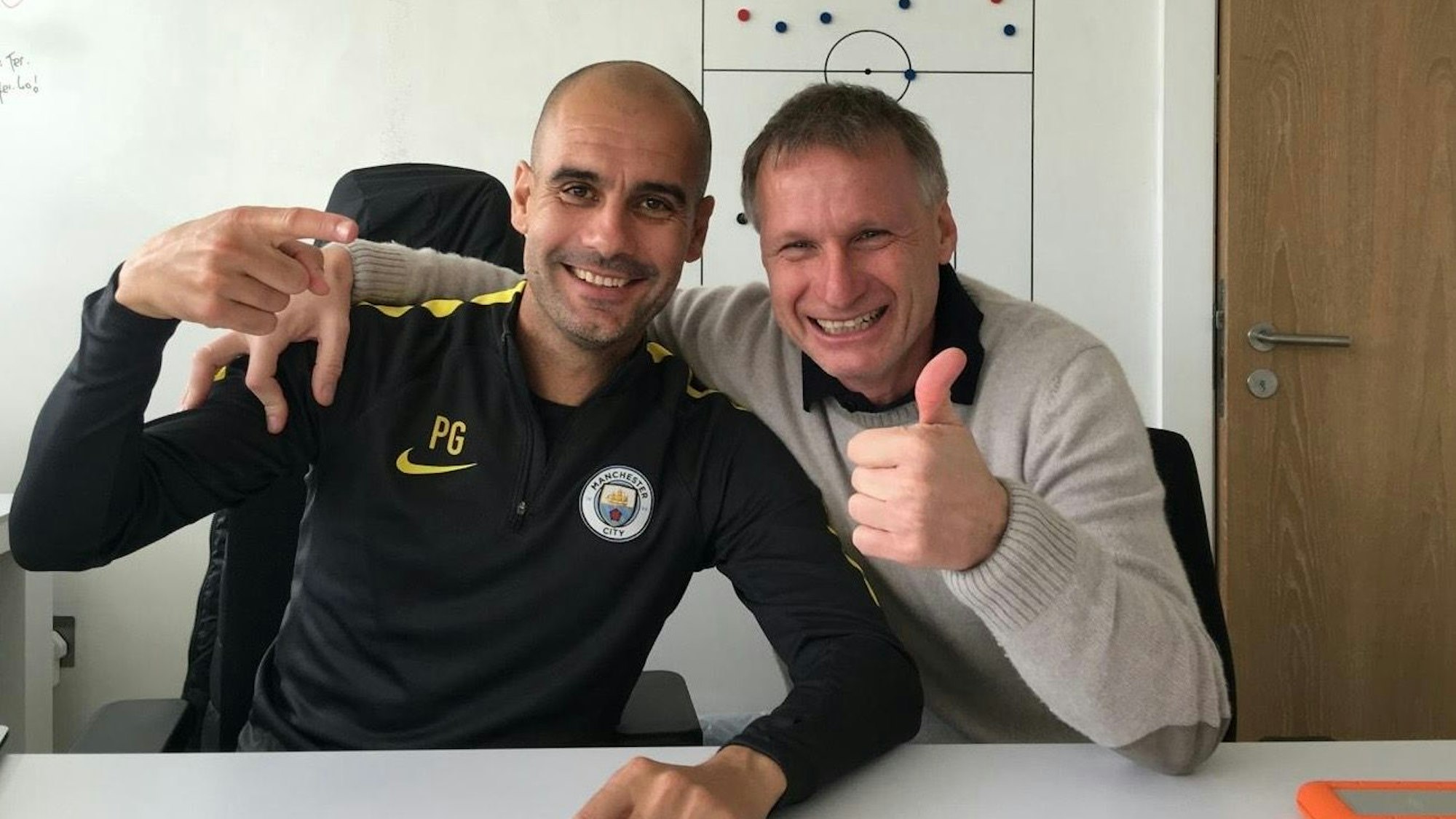 Befreundet seit der gemeinsamen Zeit beim FC Bayern München: Michael Reschke und Pep Guardiola, Trainer von Manchester City