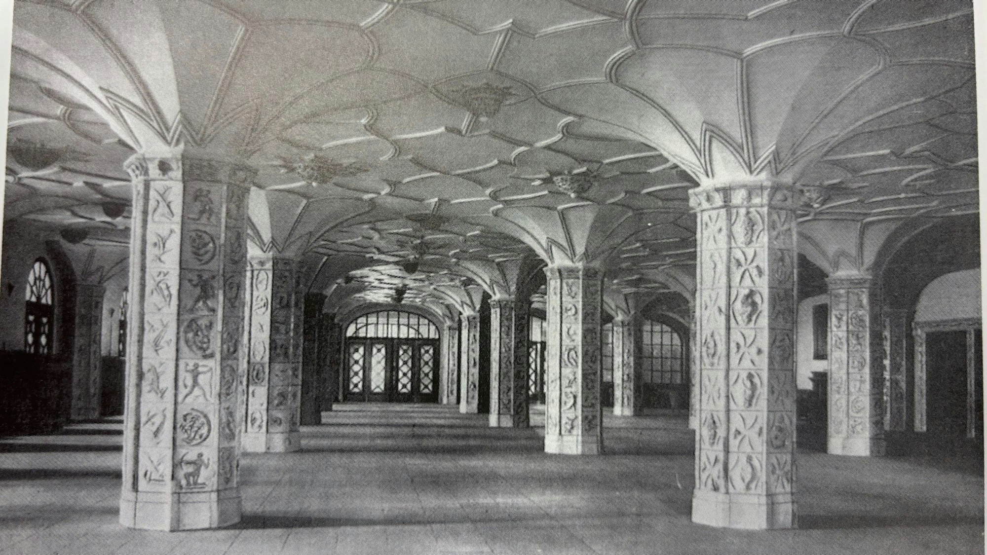 Auf dem Bild ist ein Repro der ehemaligen Wandelhalle in SW zu sehen.