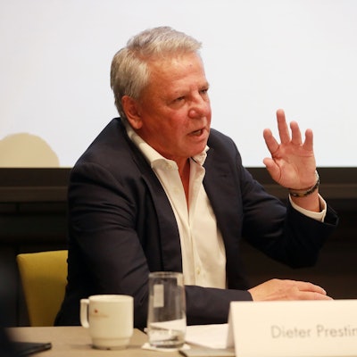 Das Team "FC-Zukunft" um Dieter Prestin gibt eine Pressekonferenz. Das Team stellt sich vor und präsentiert Inhalte, um Richtungsentscheidungen und Weichen für eine erfolgreichere Zukunft des 1. FC Köln einzuschlagen, Dieter Prestin, 10.06.2024, Bild: Herbert Bucco