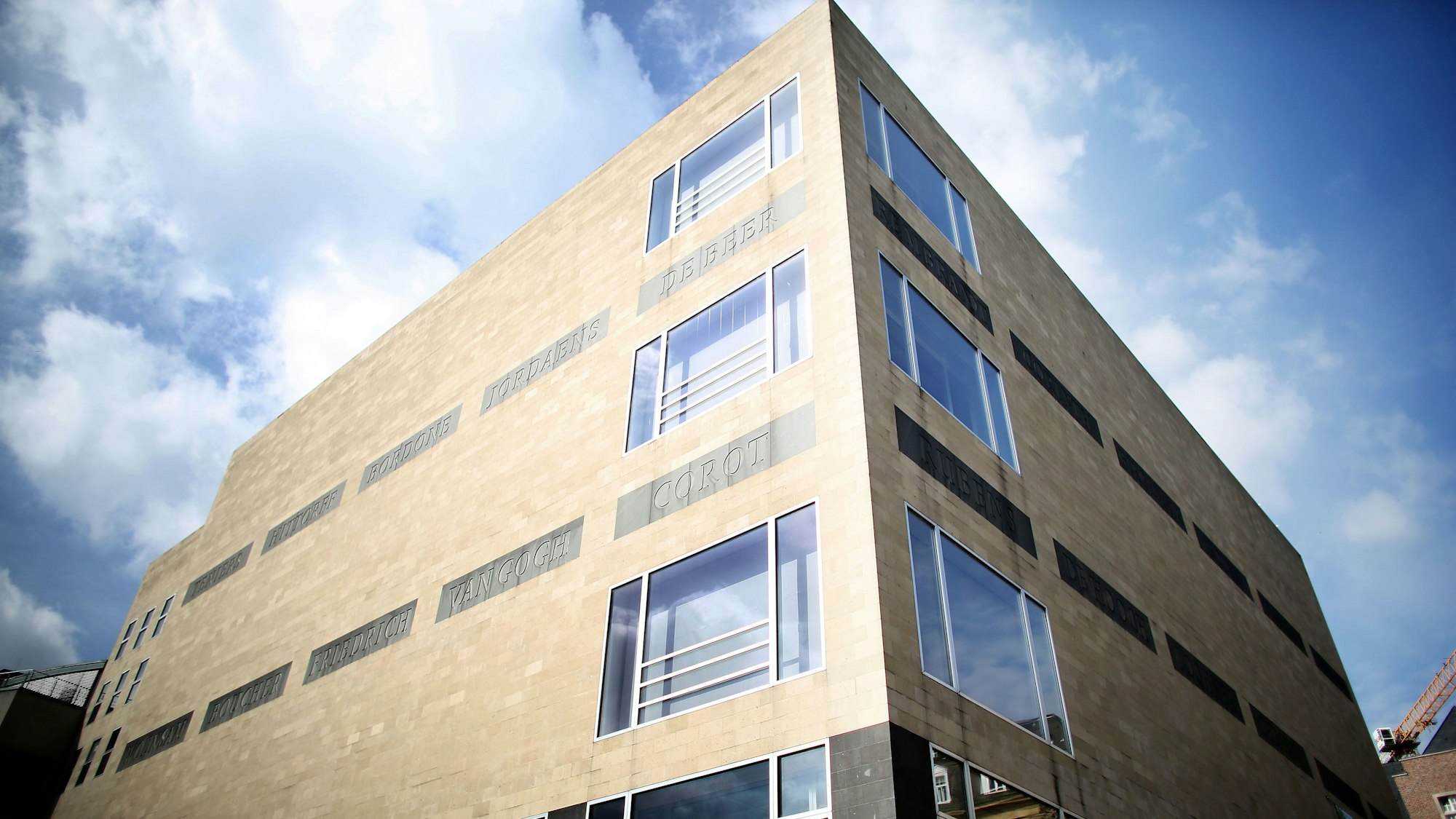 Das Wallraf-Richartz-Museum, fotografiert am 18. Mai 2015 in Köln (Nordrhein-Westfalen).