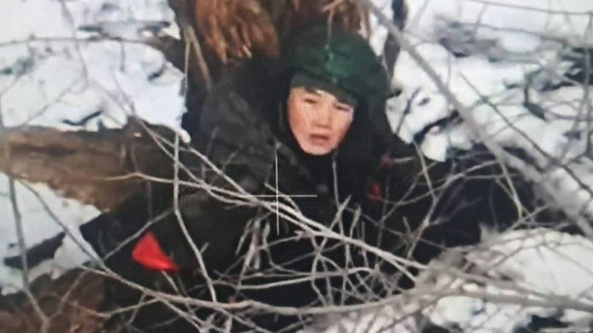 Eine Aufnahme, die vom ukrainischen Präsidenten Wolodymyr Selenskyj im Dezember veröffentlicht worden war, zeigt einen nordkoreanischen Kämpfer in der Region Kursk. Nordkorea hat Berichten zufolge nun erneut Einheiten nach Russland entsandt. (Archivbild)