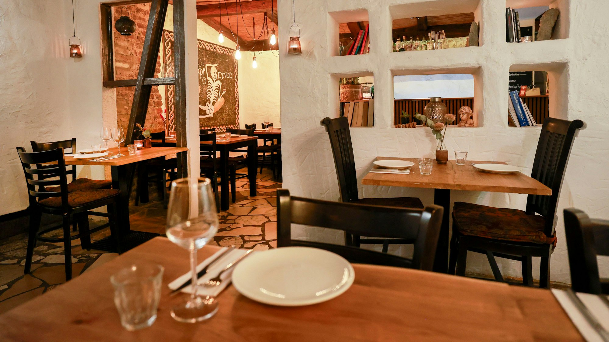 02.01.2025, Köln: Das Restaurant „Mahal“ für die Serie „Henns Geschmacksache“.
copyright Michael Bause