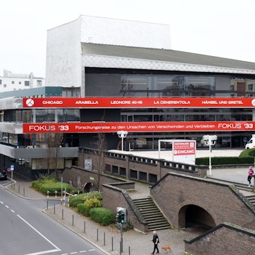 Das Gebäude der Oper Bonn nahe der Innenstadt.