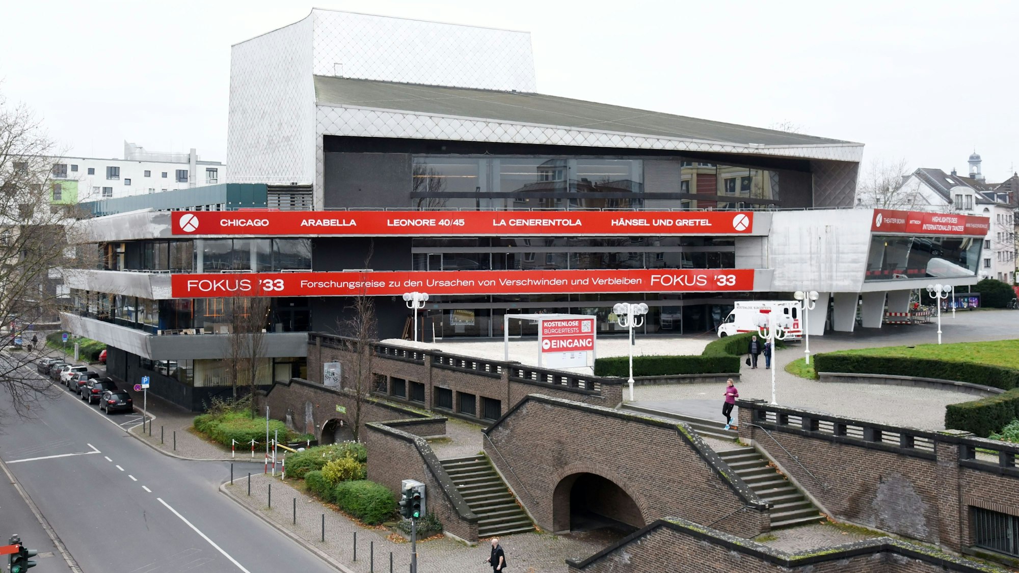 Das Gebäude der Oper Bonn nahe der Innenstadt.