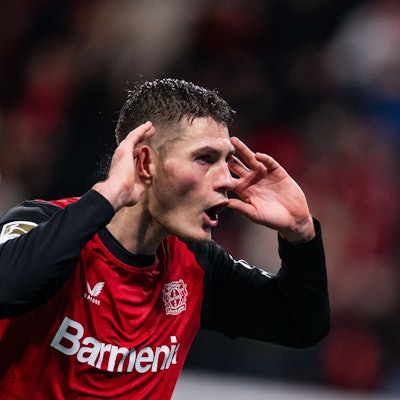 Leverkusens Torschütze Patrik Schick jubelt nach seinem Treffer zum 3:1 gegen Freiburg.
