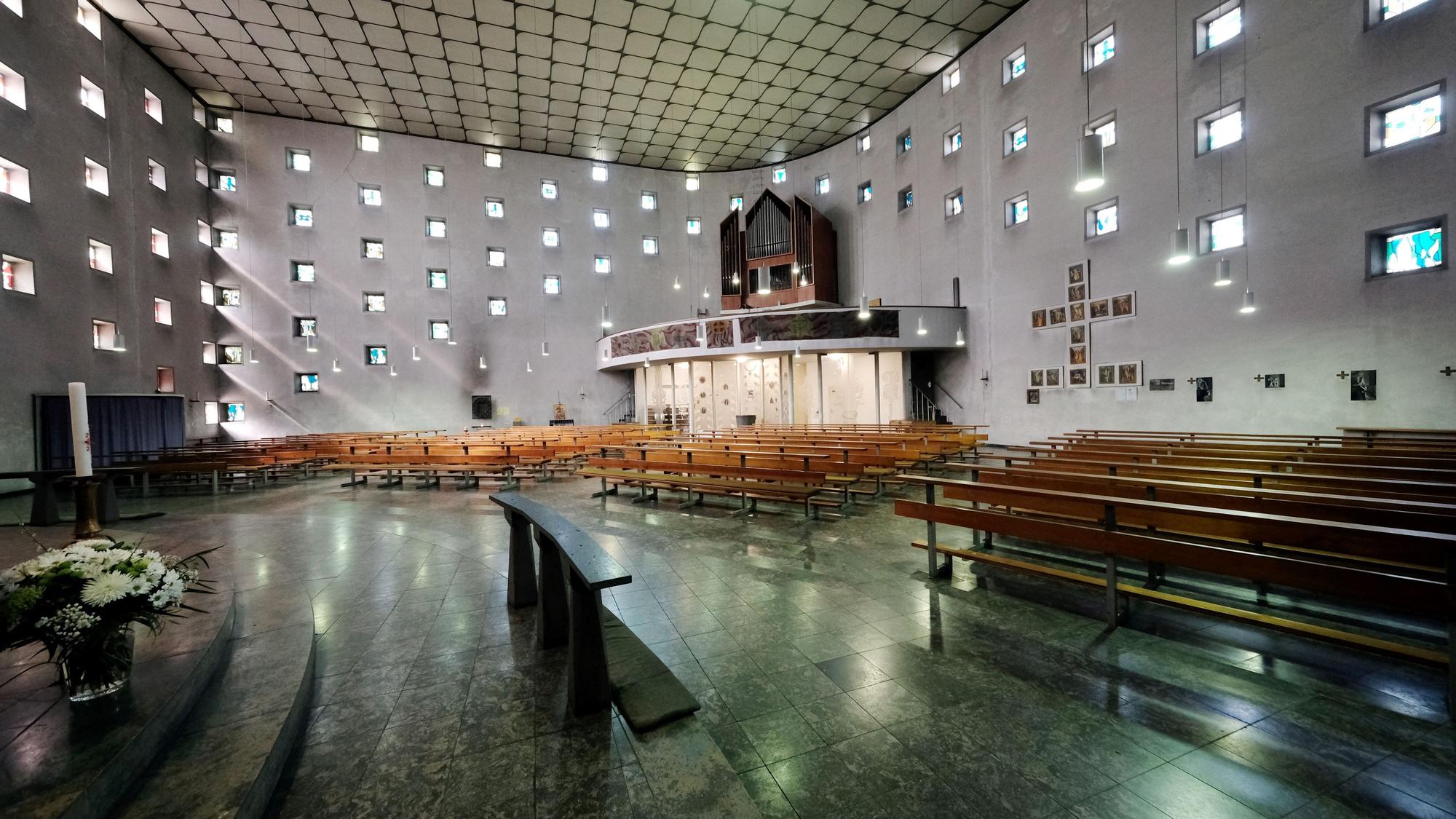 20.04.2020 Kirche St. Hildegard wird abgerissen
Copyright: Max Grönert