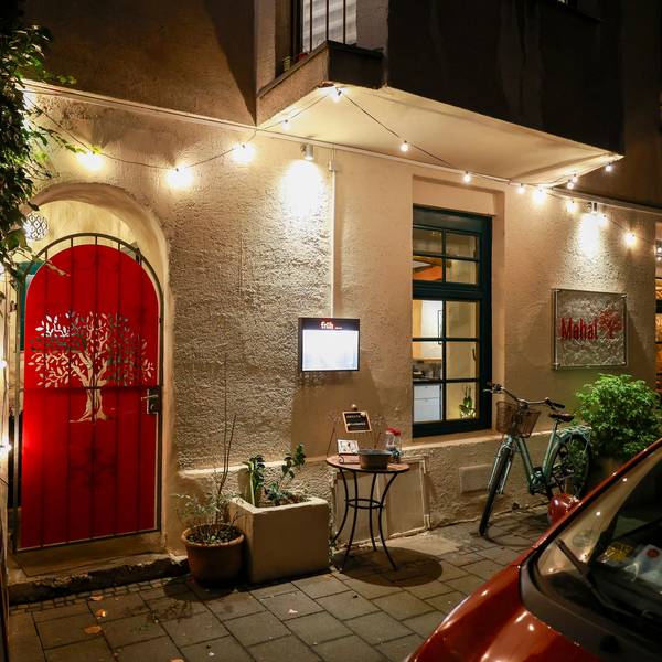 02.01.2025, Köln: Das Restaurant „Mahal“ für die Serie „Henns Geschmacksache“