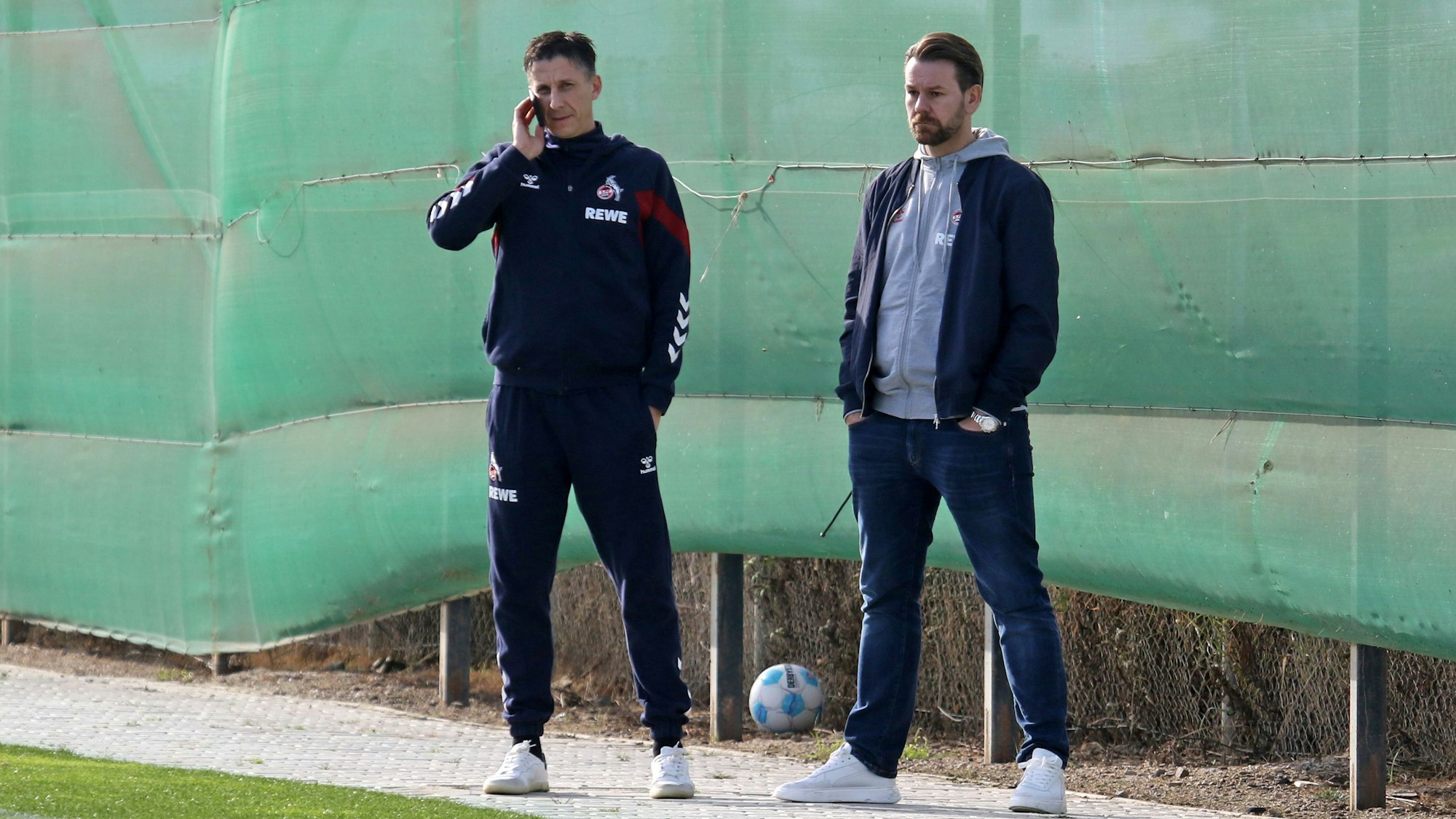 Christian Keller (l.) und Thomas Kessler arbeiten an Verstärkungen für die Kölner Mannschaft.