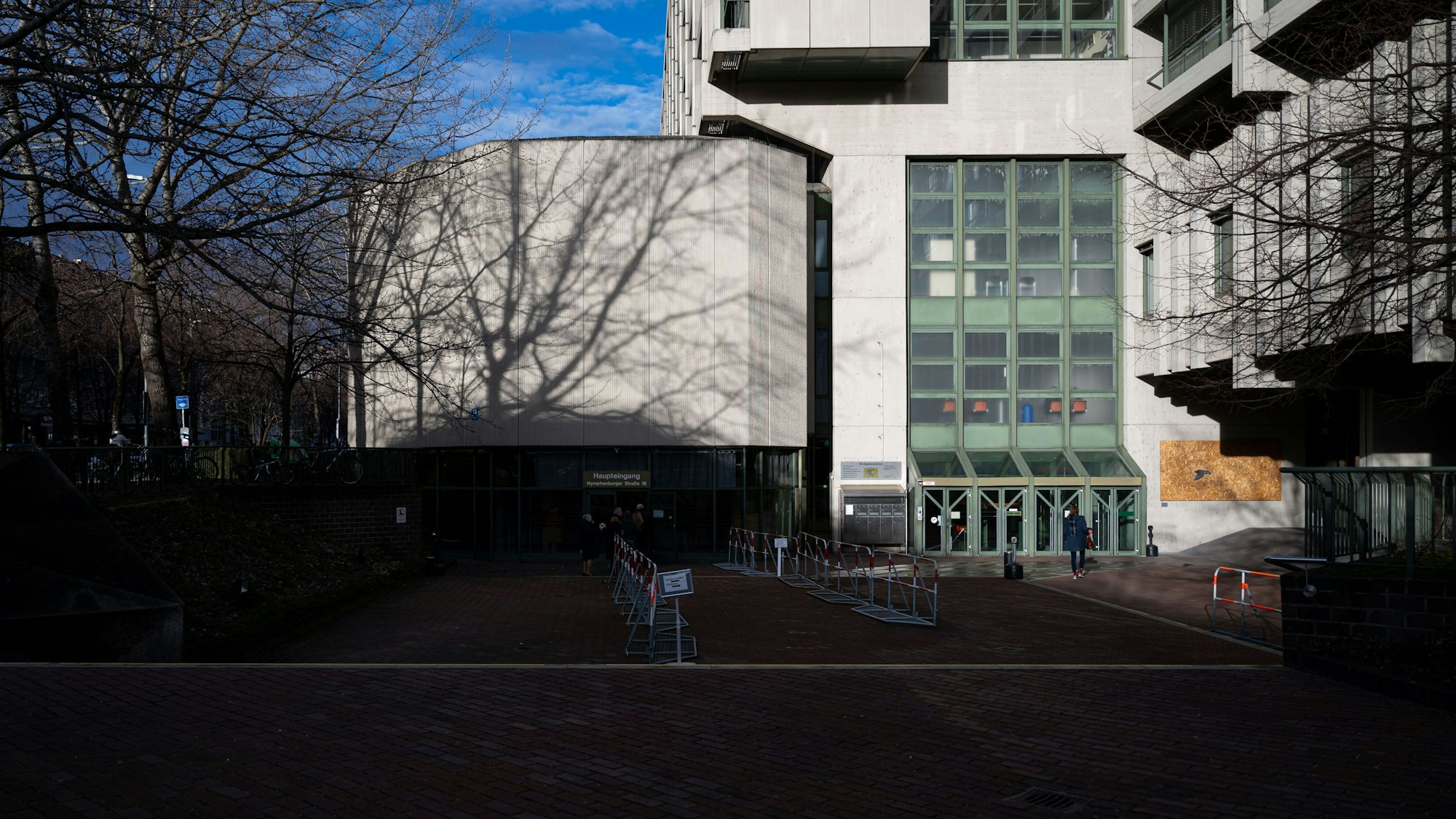 Außenansicht des Strafjustizzentrums in München.