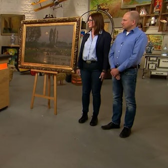 Die Geschwister Thomas und Ursula Fehlemann (v.r.) mit Horst Lichter und Albert Maier bei der Expertise von „Bares für Rares“.