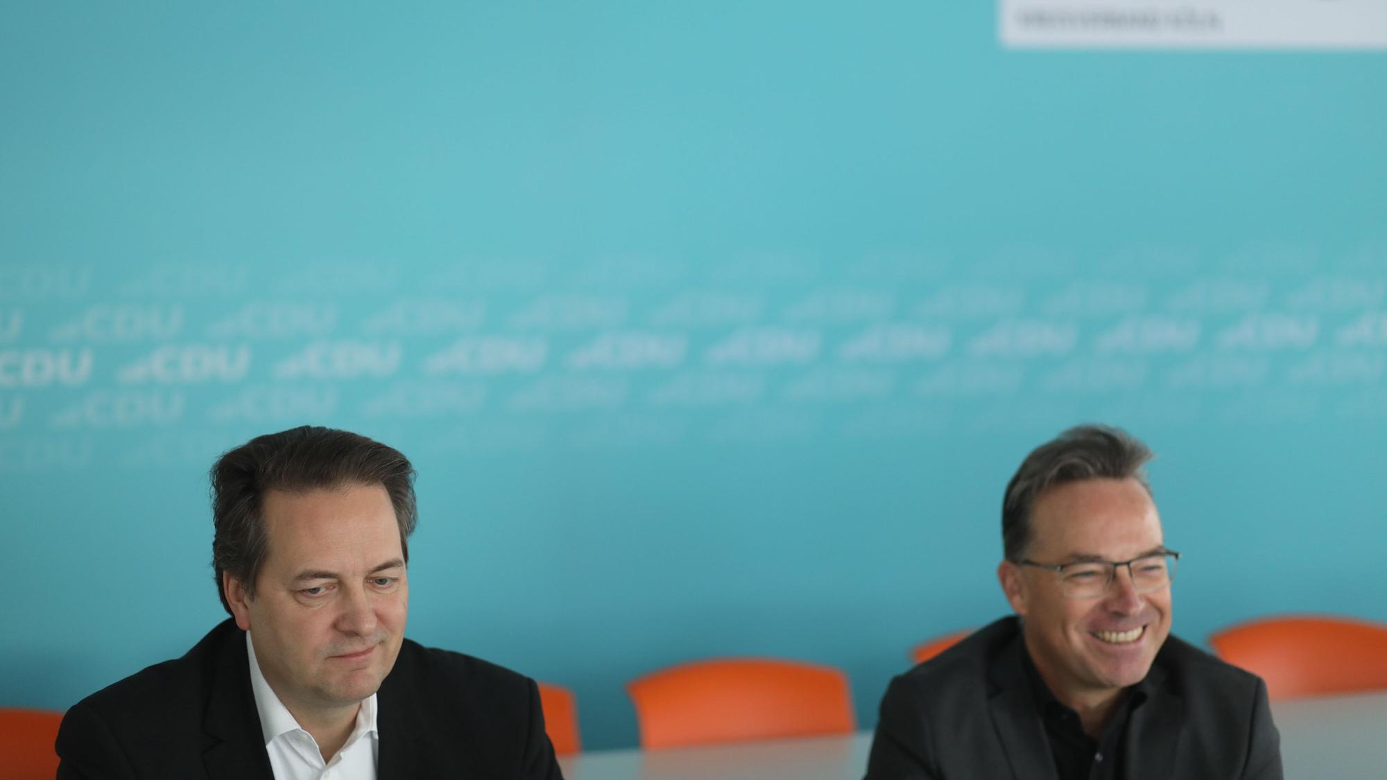 Parteichef Karl Mandl (links) und Rodenkirchens Stadtbezirkschef Oliver Kehrl.