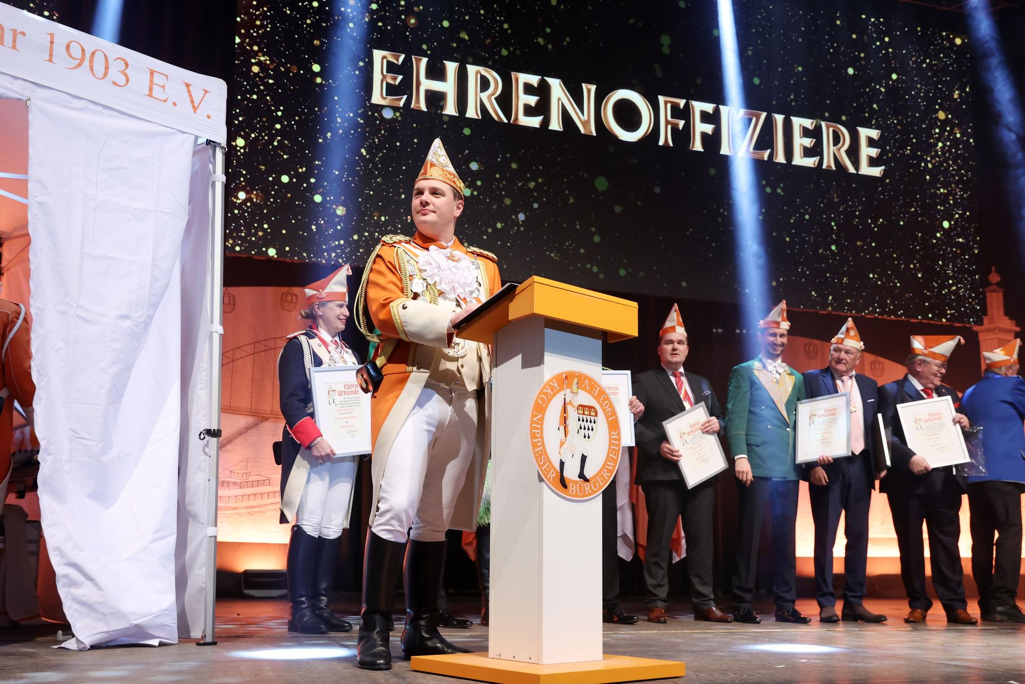 Korpsappell der Nippeser Bürgerwehr im Maritim
Michael Gerhold, Präsident bei der Ernennung der Ehrenoffiziere