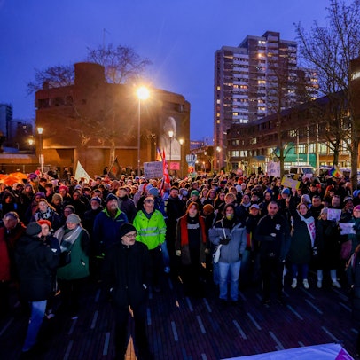 Demonstrierende in Chorweiler