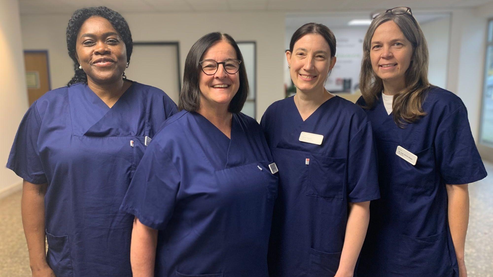 Das Foto zeigt das Ärztinnenteam der Gynäkologie und Geburtshilfe der Helios-Klinik Wipperfürth.