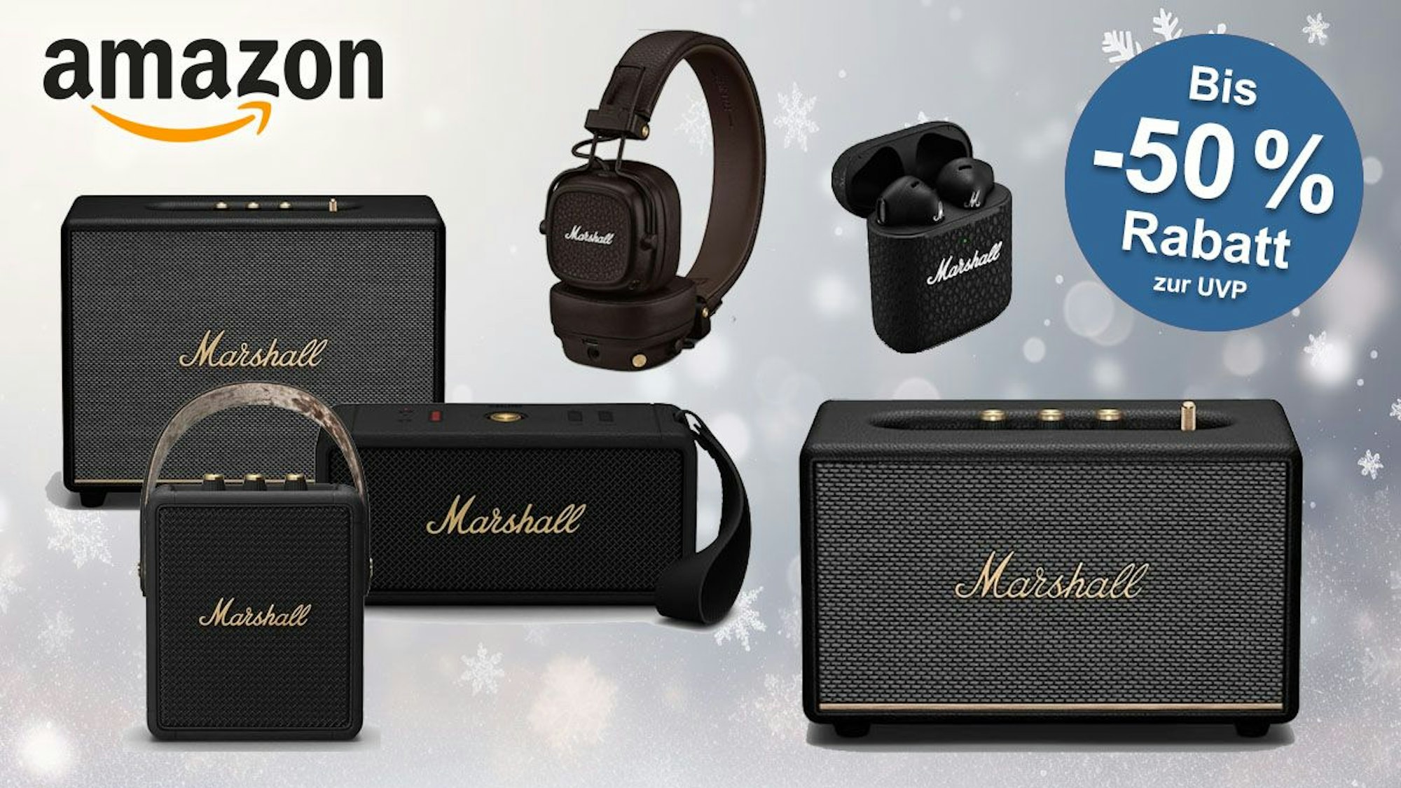 Verschiedene Audio-Produkte der Marke Marshall vor einem grau-blauen, winterlichen Hintergrund: Bluetooth-Lautsprecher, In-Ear-Kopfhörer und On-Ear-Kopfhörer.