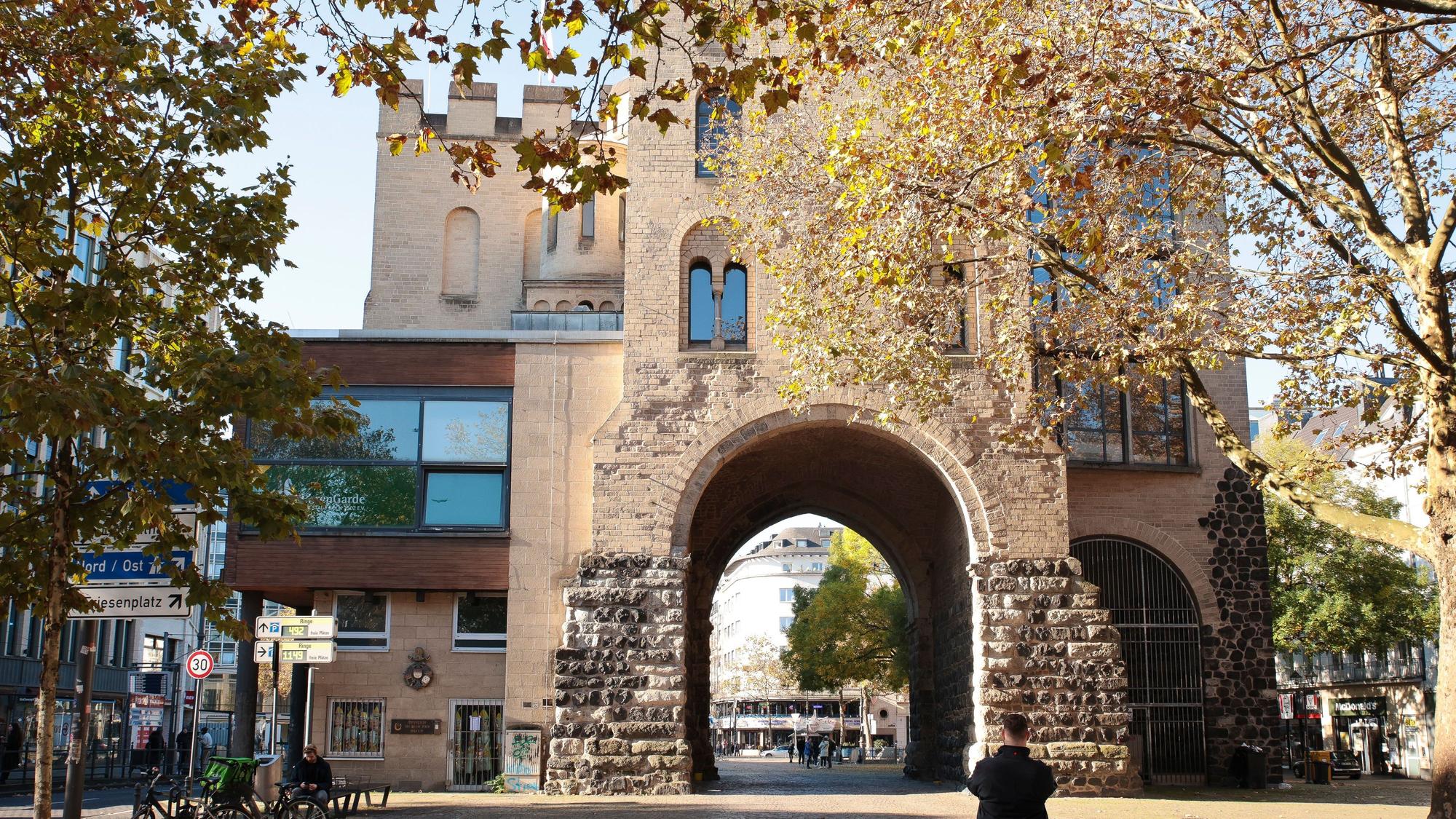 Hahnentorburg am Rudolfplatz