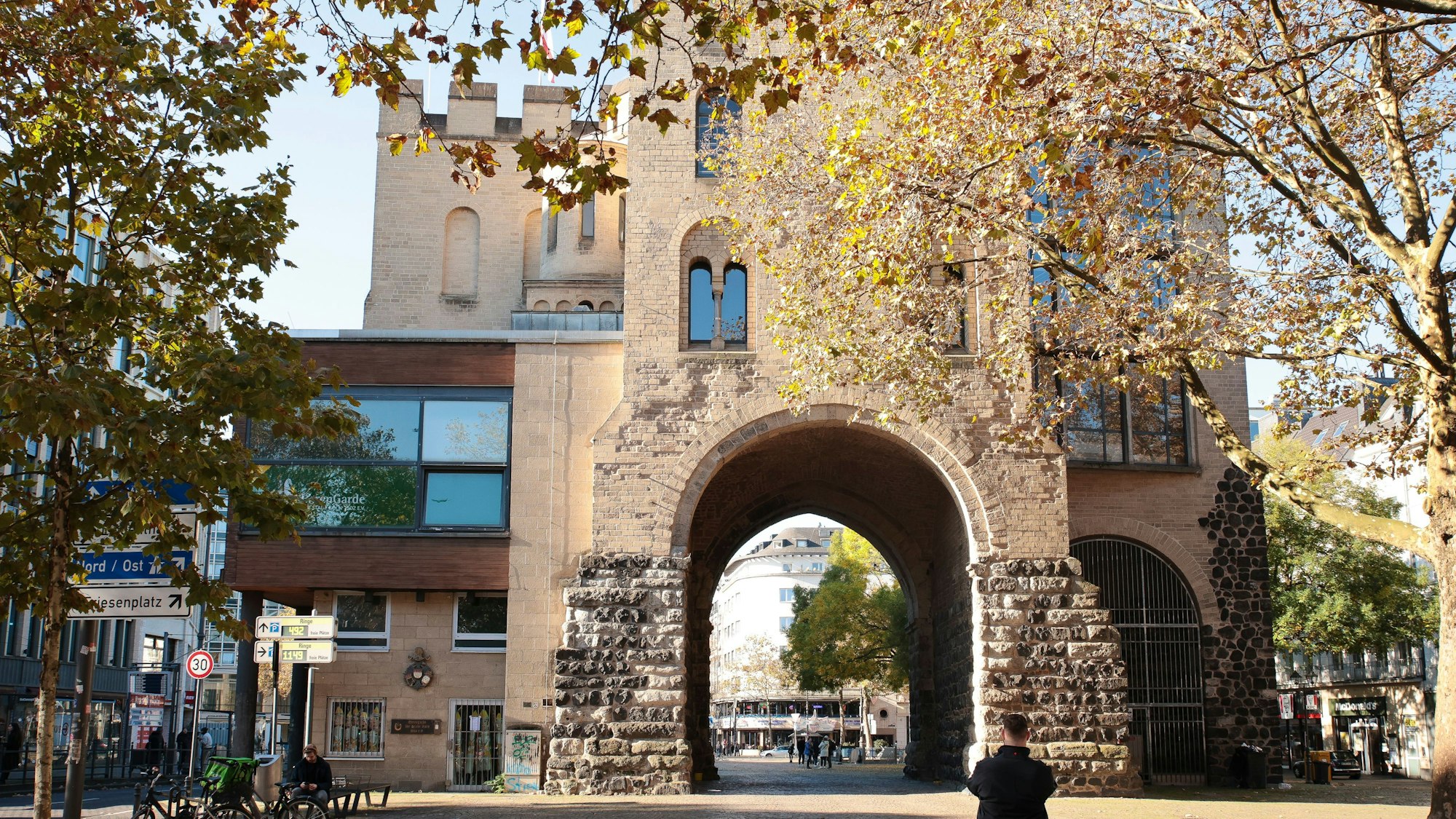 Hahnentorburg am Rudolfplatz