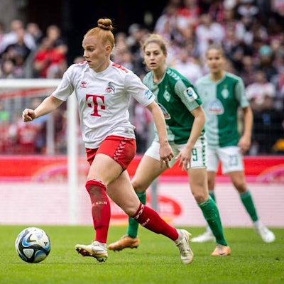 GOOGLE PIXEL Frauen Bundesliga: 1. FC Köln - SV Werder Bremen 10.03.2024 Laura Vogt 1. FC Köln, 8 GOOGLE PIXEL Frauen Bundesliga: 1. FC Köln - SV Werder Bremen 10.03.2024, 15. Spieltag, am 10.03.2024 im RheinEnergie-Stadion in Köln. DFL REGULATIONS PROHIBIT ANY USE OF PHOTOGRAPHS AS IMAGE SEQUENCES AND/OR QUASI-VIDEO. *** GOOGLE PIXEL Frauen Bundesliga 1 FC Köln SV Werder Bremen 10 03 2024 Laura Vogt 1 FC Köln, 8 GOOGLE PIXEL Frauen Bundesliga 1 FC Köln SV Werder Bremen 10 03 2024, Matchday 15, on 10 03 2024 at RheinEnergie Stadion in Cologne DFL REGULATIONS PROHIBIT ANY USE OF PHOTOGRAPHS AS IMAGE SEQUENCES AND OR QUASI VIDEO Copyright: xBEAUTIFULxSPORTS/LeahxKohringx
