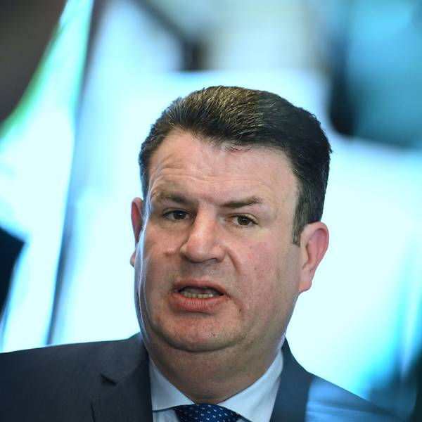 ARCHIV - 22.04.2024, Berlin: Hubertus Heil (SPD), Bundesminister für Arbeit und Soziales, gibt ein Statement. (zu dpa: «Heil gegen eingeschränkte Lohnfortzahlung im Krankheitsfall») Foto: Britta Pedersen/dpa +++ dpa-Bildfunk +++