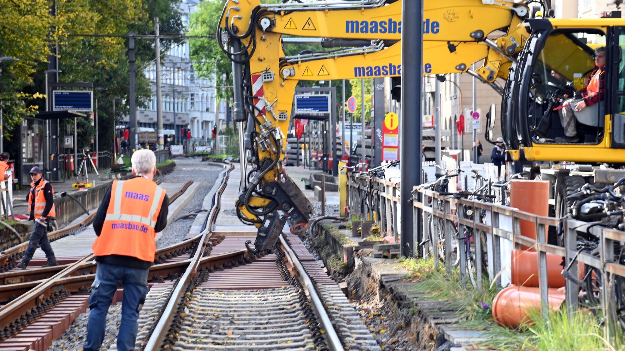 Bauarbeiten auf Gleisen der KVB