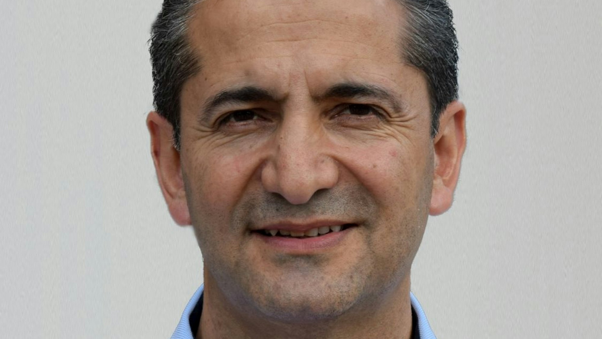 Vedat Akter