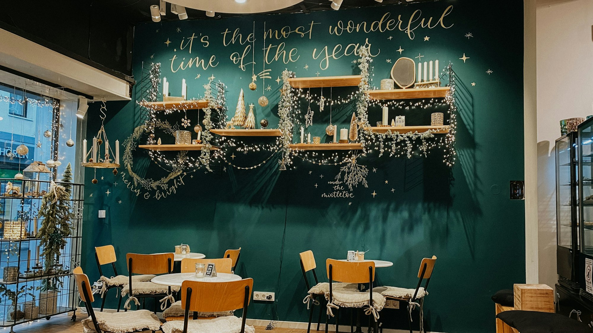 Das Café Mapita belegte mit seiner Weihnachtsdekoration den ersten Platz.