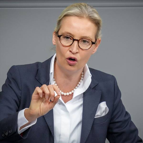 Nach umstrittenen Wahlkampfaufrufen von Musk für die AfD traf sich der Unternehmer mit AfD-Chefin Alice Weidel auf Musks Plattform X zu einem Gespräch.