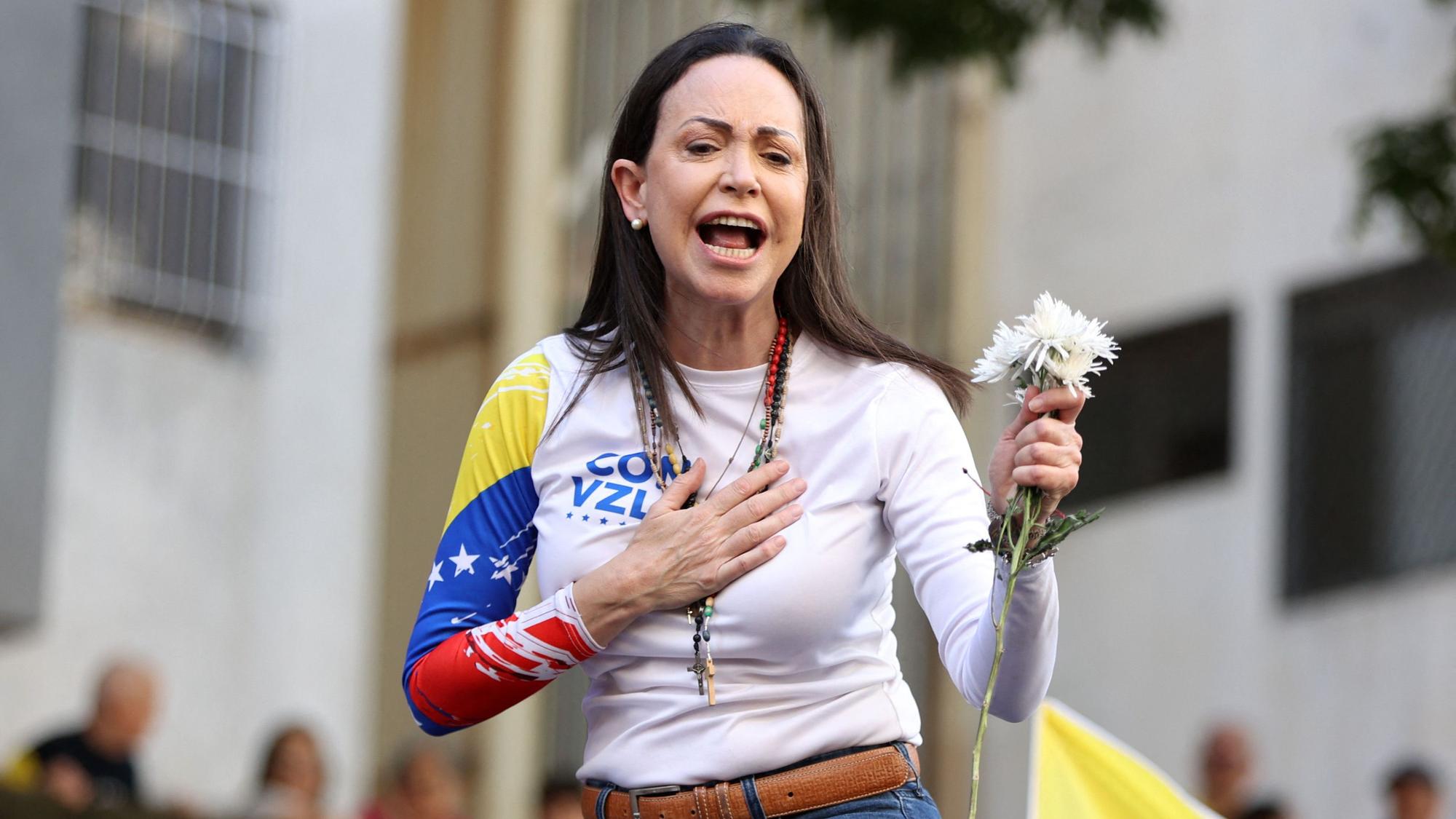 Das Bild zeigt Maria Corina Machado aus Venezuela. Foto: Pedro Mattey/AFP.