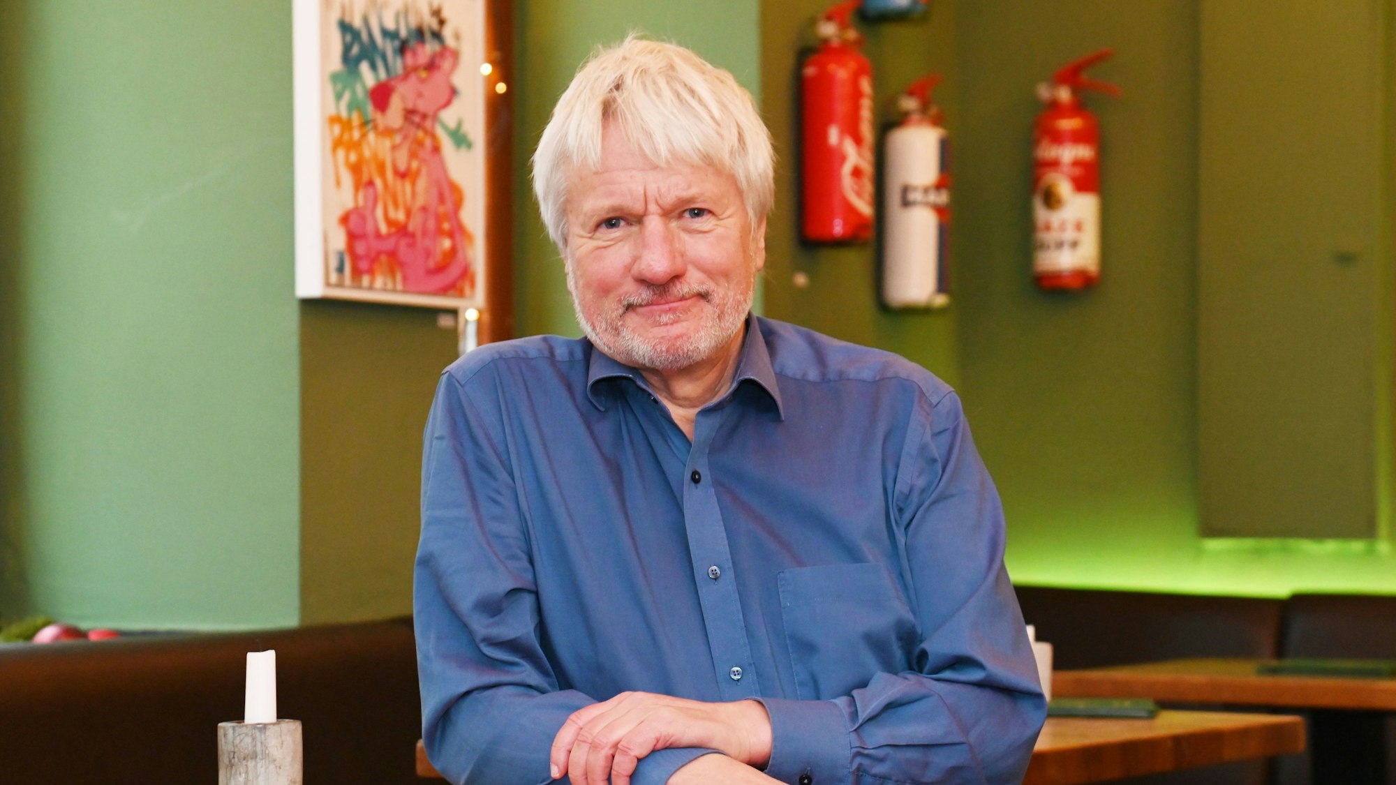 Das Foto zeigt Jürgen Becker.