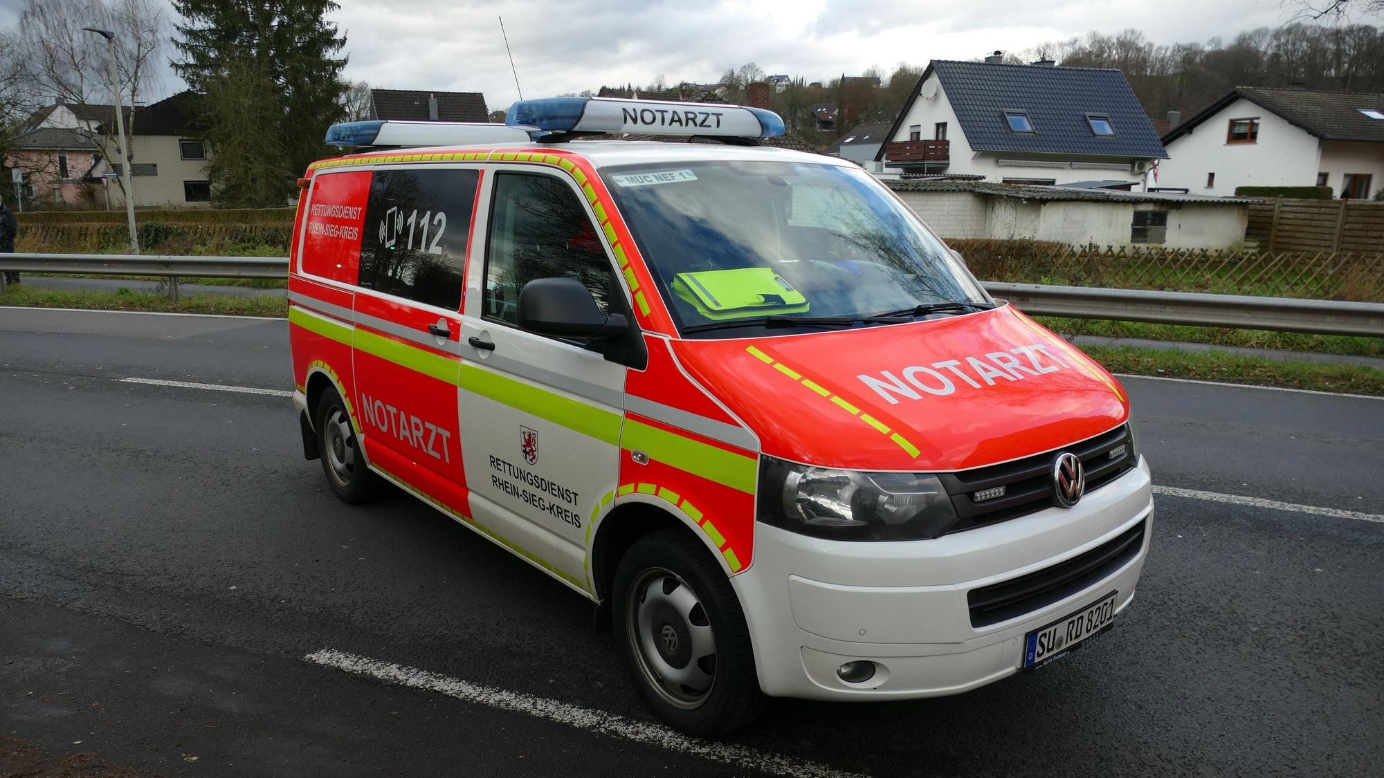 Das neue Notarztfahrzeug der Rettungswache Much.