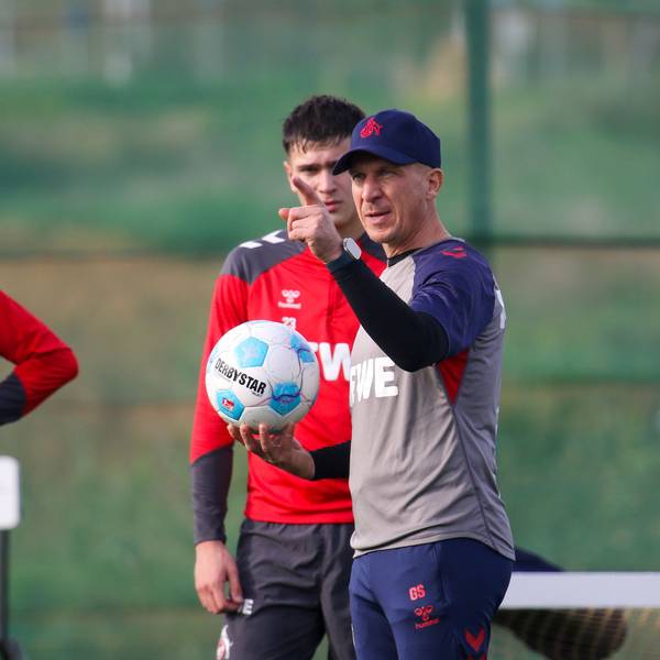 Kölns Trainer Gerhard Struber blickt auf eine intensive Woche in Andalusien mit seiner Mannschaft zurück.